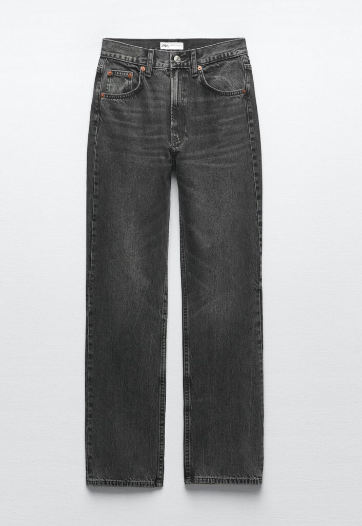 Flat lay photography of dark wash straight-leg jeans — Ghost Mannequin NYC, Brooklyn